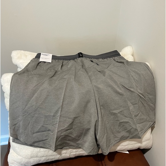 Nike Mens Dri-Fit Grey Running Short - Picture 7 of 9